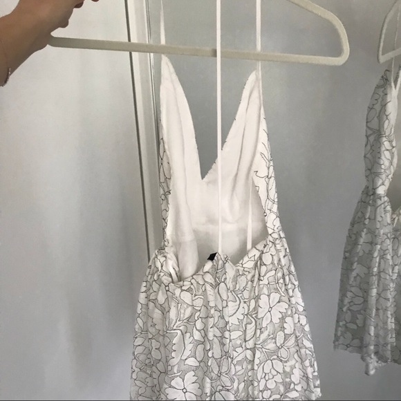 NBD floral romper - Picture 2 of 3